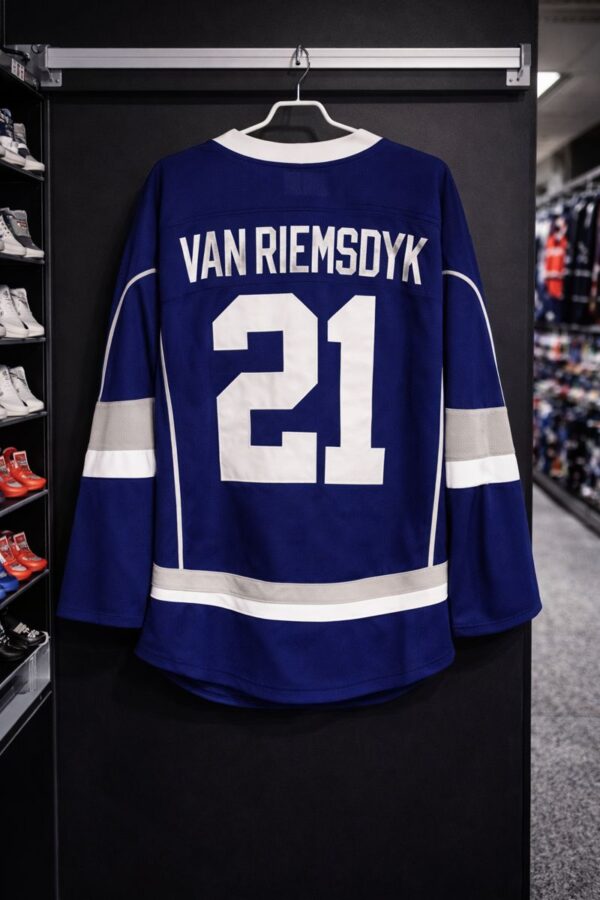 Originální hokejový dres Toronto Maple Leafs s potiskem hráče James van Riemsdyk a číslem 21 na zádech.